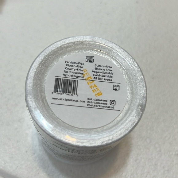 Strip Makeup Whipped Coconut Makeup Remover NIP 100ml/3.4 fl oz - Picture 6 of 6